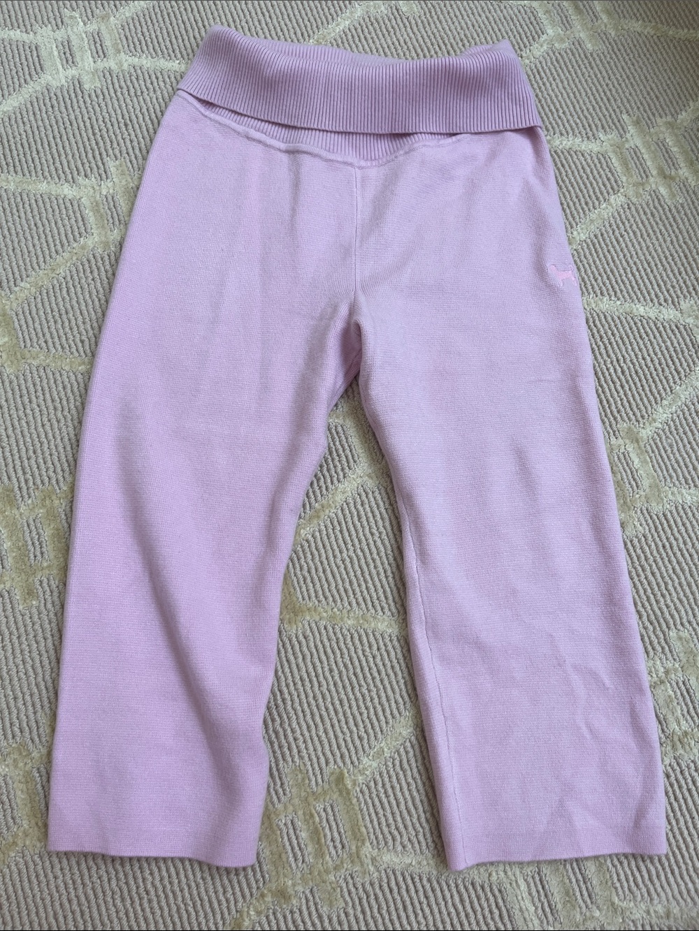 Victoria secret  Pink Knit Pull-On Capri Pants